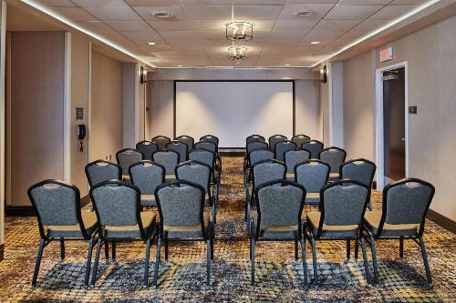 DoubleTree by Hilton Raleigh Crabtree Valley, NC image 11