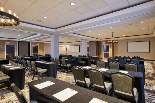 DoubleTree by Hilton Raleigh Crabtree Valley, NC image 13
