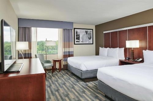DoubleTree by Hilton Raleigh Crabtree Valley, NC image 20
