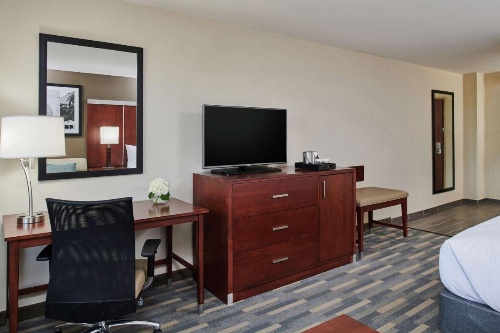 DoubleTree by Hilton Raleigh Crabtree Valley, NC image 22