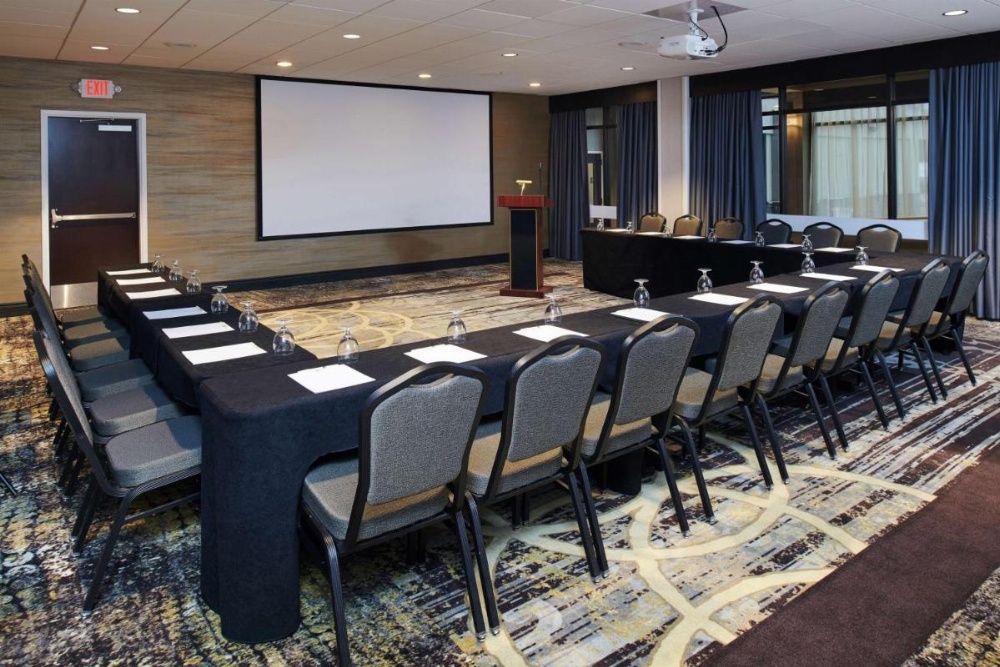DoubleTree by Hilton Raleigh Crabtree Valley, NC